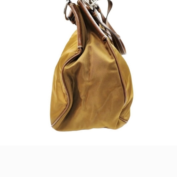 💖Authenic Prada Nylon & Leather Trim #31 - Picture 2 of 8